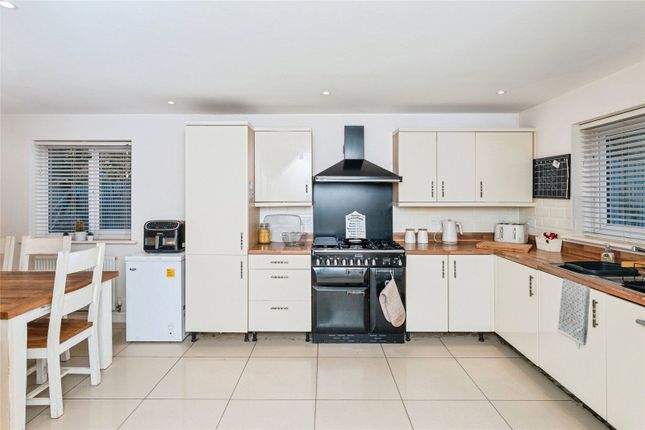 63, Oak Drive, Chester photo 5