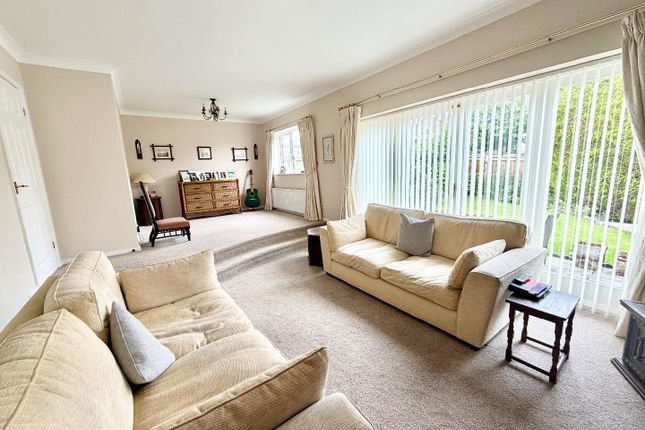 17, Whinfell Close, Middlesbrough photo 2