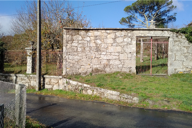 Land for sale in Negreira, A Coruna, Galicia, Spain