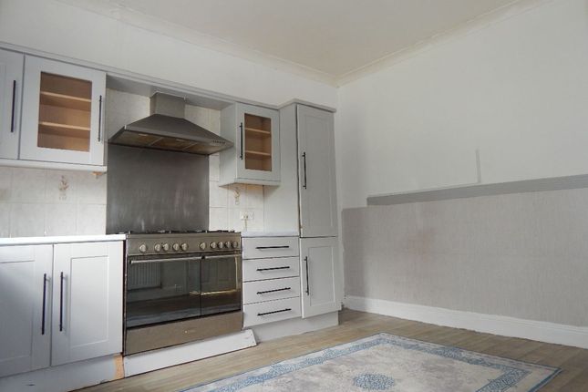 29 Caledonia Road, Batley photo 5