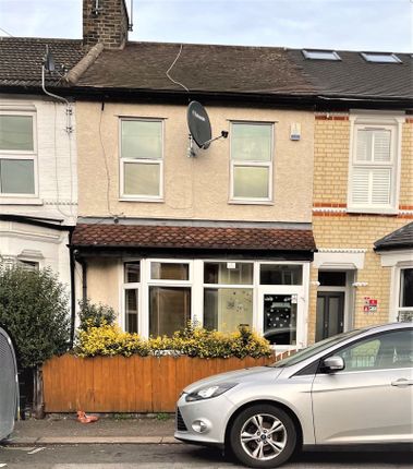 Thumbnail Terraced house to rent in Chelmsford Road, London