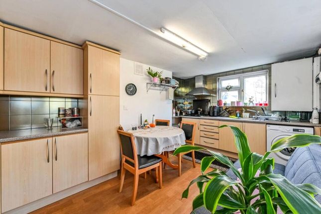 Flat 2, 509, Caledonian Road, London photo 2