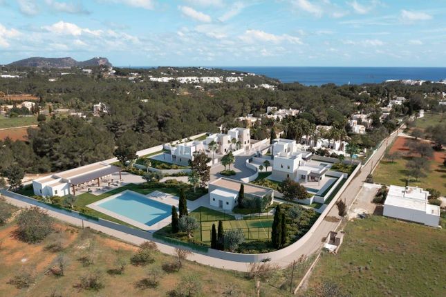 Villa for sale in Santa Eulària Des Riu, Illes Balears, Spain