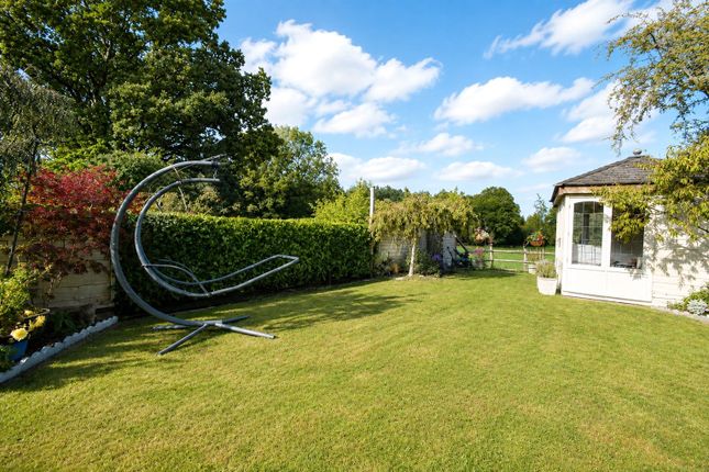 Applecombe Cottage,, Newnham Road, Hook photo 2