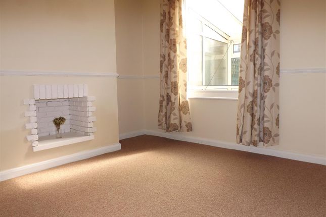 2, Sutton-in-Ashfield photo 3