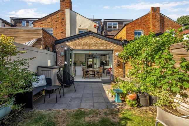 11, Waldeck Road, London photo 4