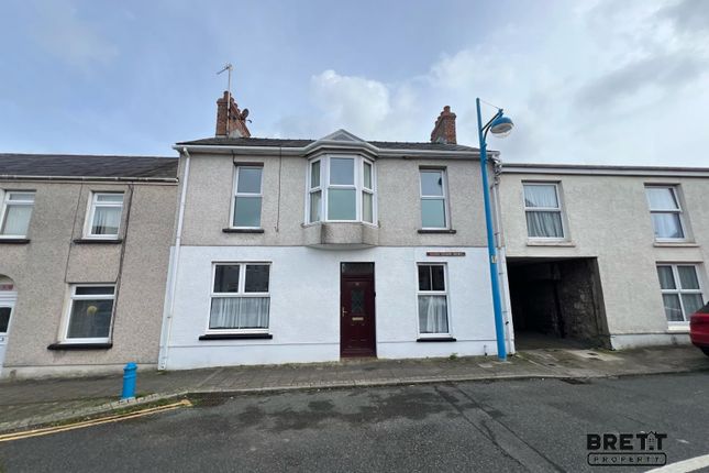 Flat to rent in Brewery Street, Pembroke Dock, Pembrokeshire. SA72