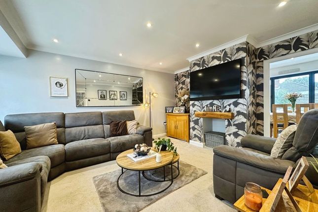 9, Derwent Close, Culcheth photo 4