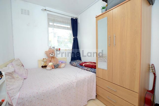 20 Rogers Estate, Globe Road, London photo 4