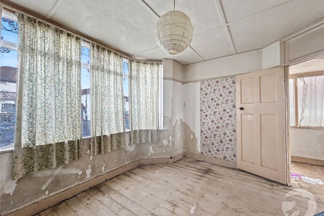 23, Ingleton Avenue, South Welling photo 3
