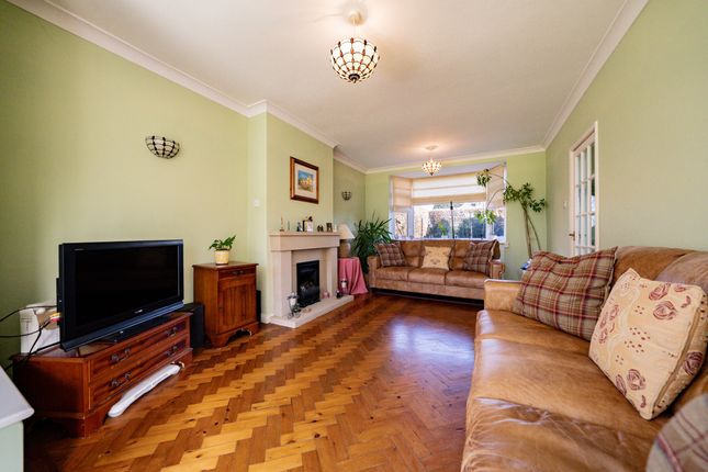 87 Manor Road, Leicester photo 3