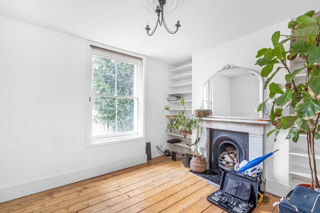 Terraced house to rent in Choumert Road, London