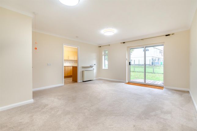 10, Bramley Court, Tonbridge photo 4