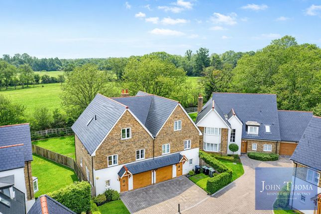 31, Chigwell Grange, Chigwell photo 2