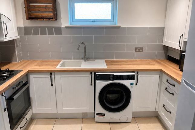 18, Marston Road, Hoddesdon photo 2