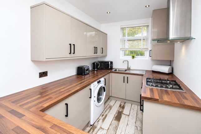 48, Prospect Avenue, Darwen photo 4