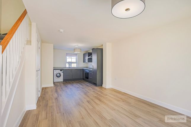 12, Skelton Way, Bury St Edmunds photo 3