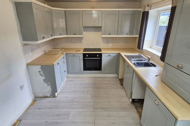 27 Phoenix Drive, Scarborough photo 4