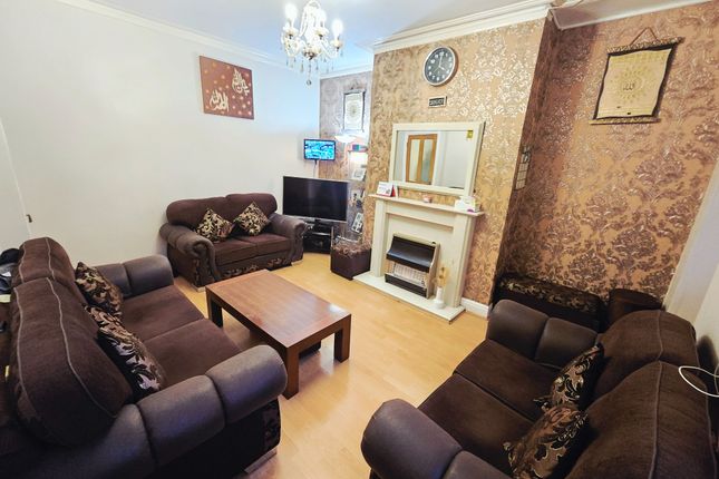 37 Leamington Street, Bradford photo 3