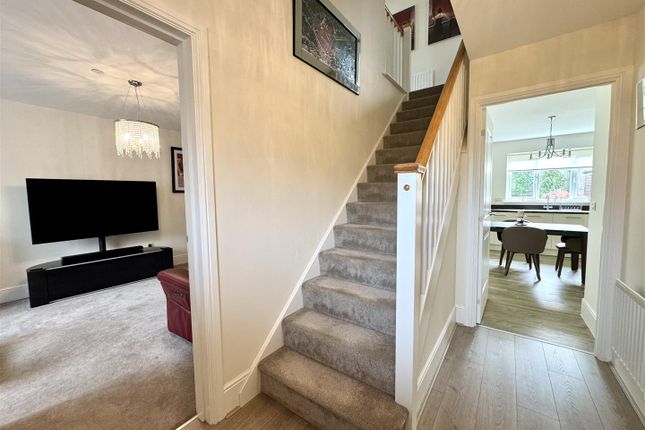 110, Lave Way, Caldicot photo 4