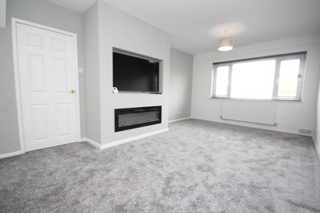 11, Safeglen, Briggs Fold Rd, Egerton, Bolton, Greater Manchester photo 3