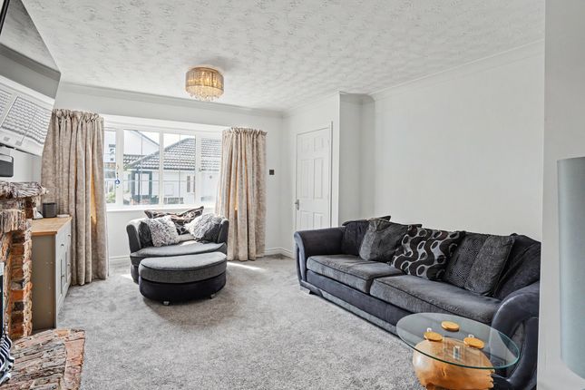 9, Harebell Close, Harrogate photo 4