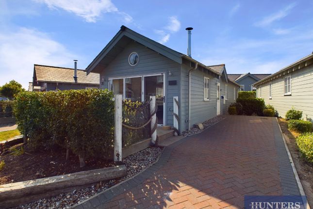 2-bed caravan on 21, Turnberry Drive, Filey, £120,000