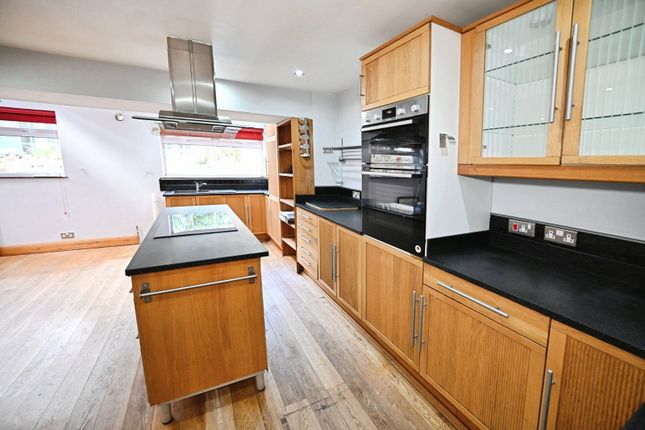 8, Ajax Road, Rochester photo 3