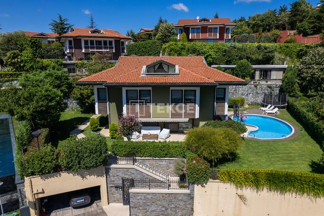 Thumbnail Detached house for sale in Büyükdere, Sarıyer, İstanbul, Türkiye