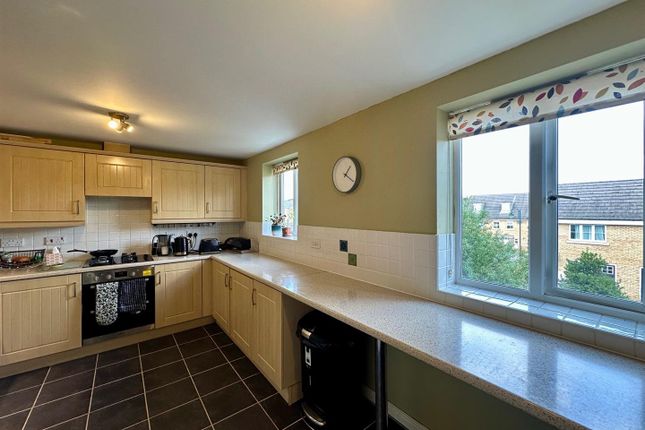 20, Clayburn Road, Peterborough photo 4
