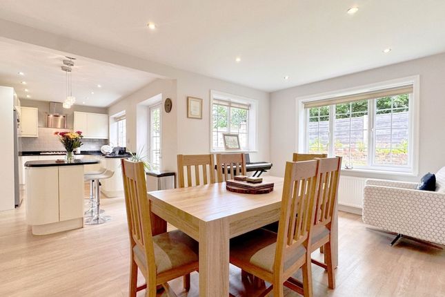 6 Kettleshulme Way, Stockport photo 2