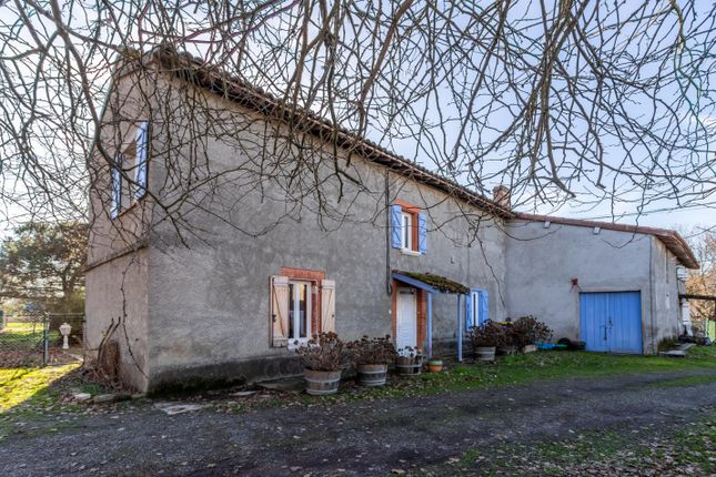 Property for sale in Longages, Occitanie, 31410, France