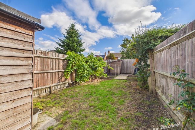 76 Frederick Street, Aylesbury photo 3