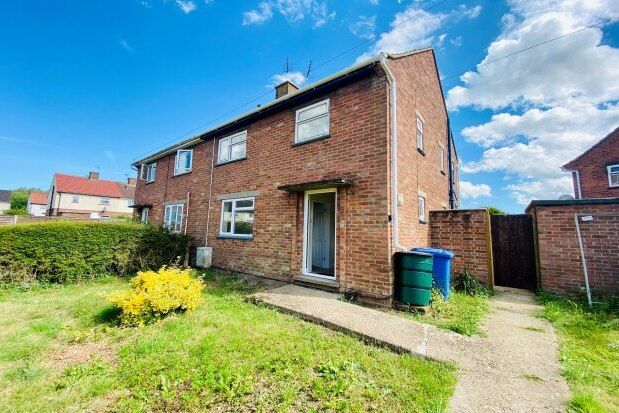 3 bed property to rent in Churchill Road, Halesworth IP19