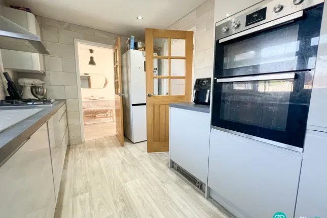 Broomfield Court, Sheffield photo 3