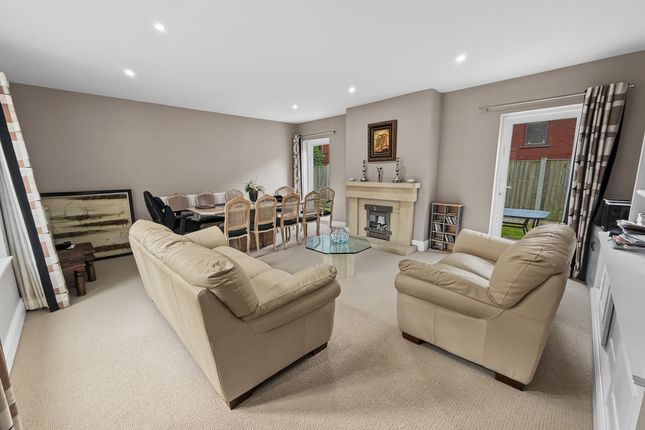 5 Montpellier Mews, Salford photo 4