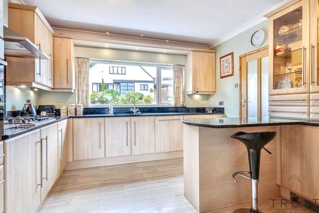 15, St. Marys Walk, Mirfield photo 3