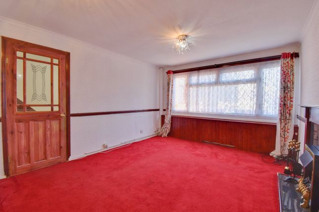 2, Nottingham Close, Hertfordshire photo 4