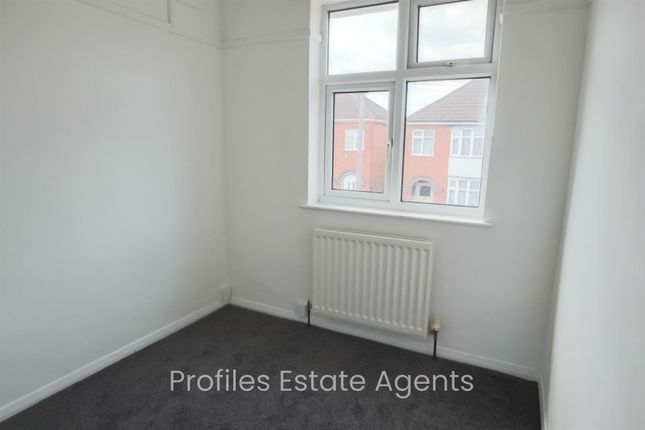 Property for sale in Barrie Road, Hinckley