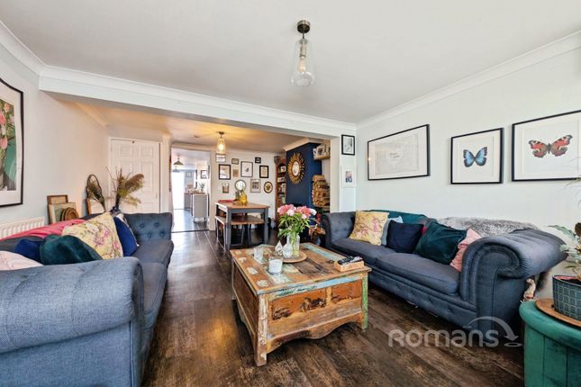44, East Street, Surrey photo 2