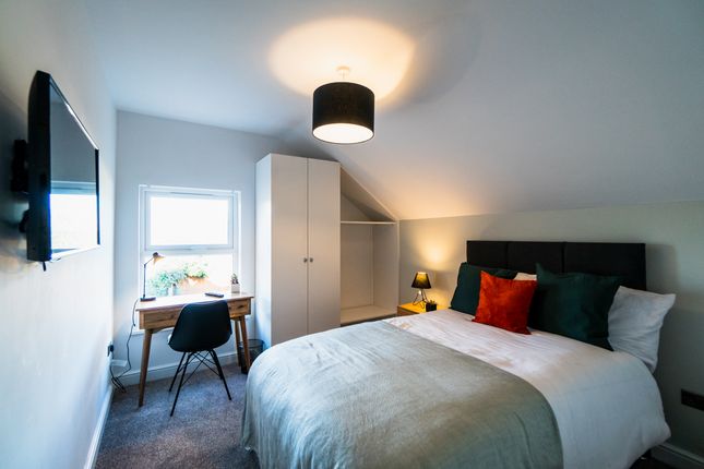 1-bed house on Room 3, 2, Cambridge Street, Reading, £750/mo