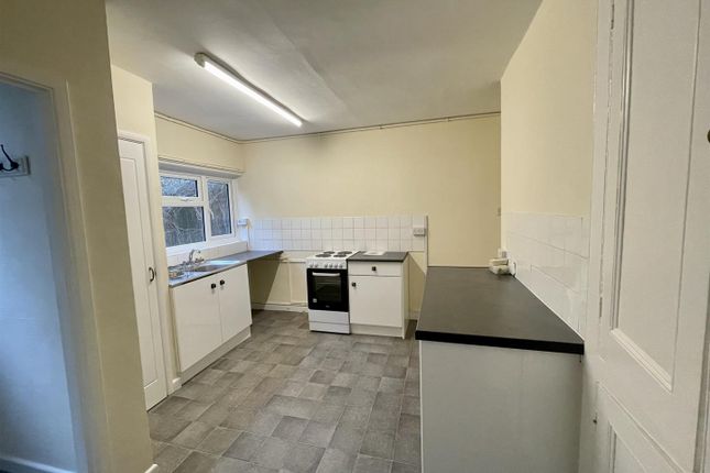 Flat to rent in Culver Street, Newent