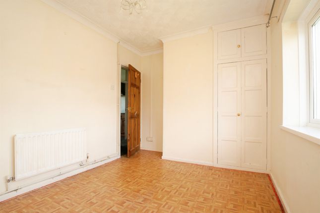 70, Templeton Avenue, CARDIFF photo 4