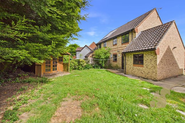 24 Glebe Way, Stowmarket photo 4
