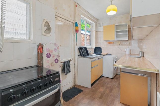 64, Bolton Road, Leicester photo 5