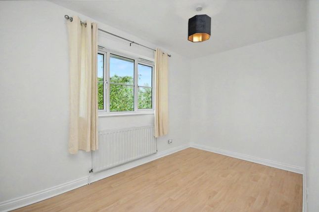 Flat 4, 19, Perseverance Street, West Yorkshire photo 5