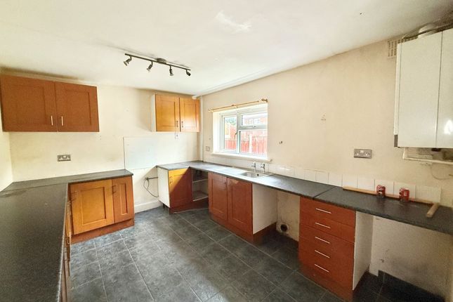 30 Piggott Grove, Stoke-On-Trent photo 5