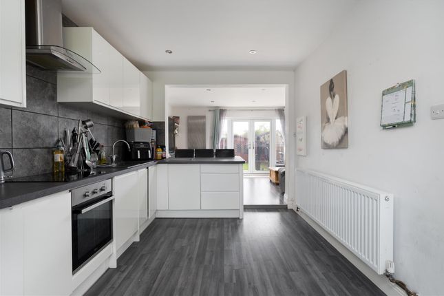 End terrace house for sale in Thornton Avenue, West Drayton