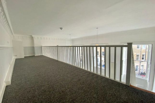 Flat 5, 8, Portland Place, Bath photo 4