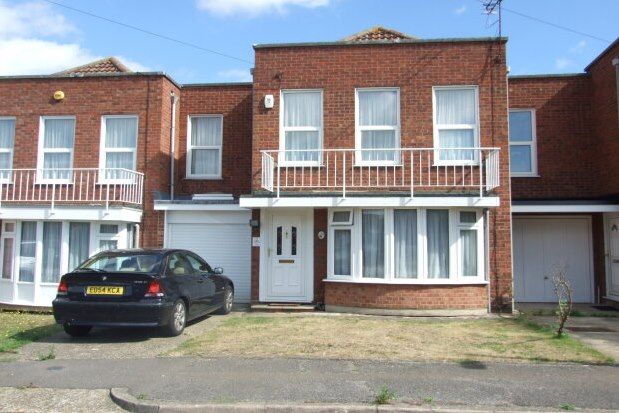 Property to rent in Regency Green, Southend-On-Sea